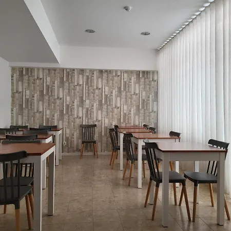 Ancora Mar 2* נאזרה