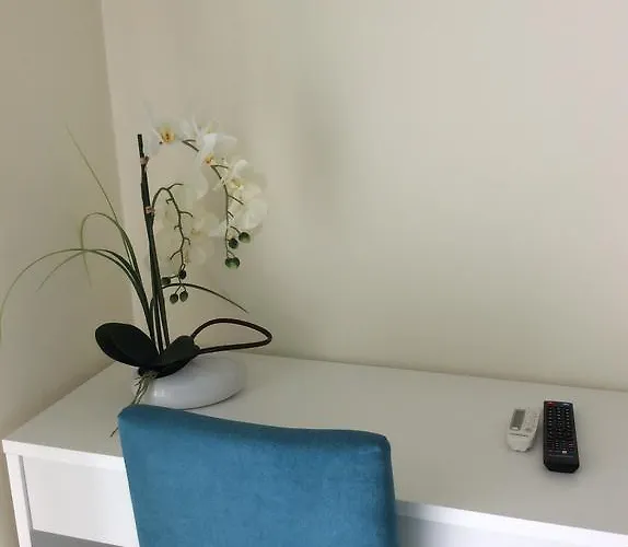 Ancora Mar מלון נאזרה